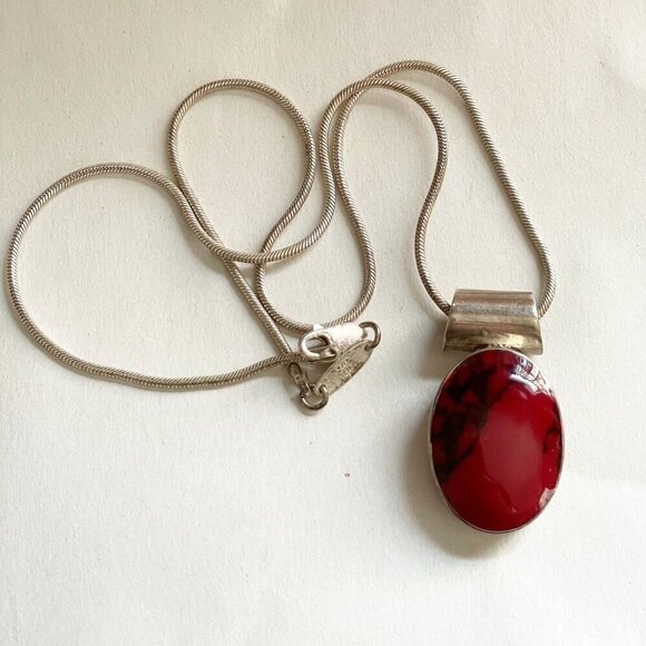 Sterling .925 Polished Red Jasper Oval Pendant Paolo Romeo Chain Italy 18.65 gm - Picture 1 of 5